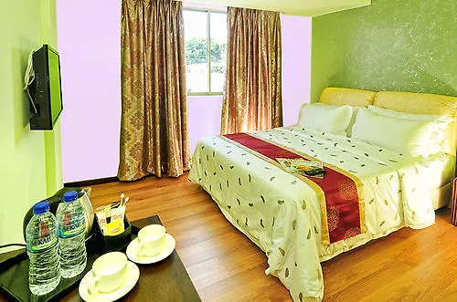 Grand Ct Hotel